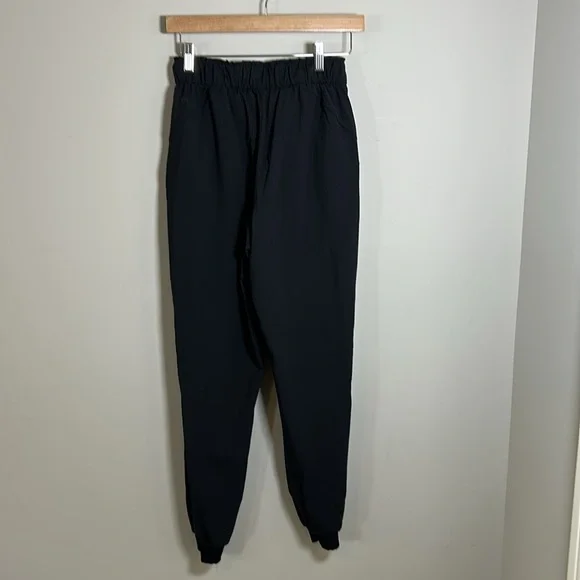 Lululemon Keep Moving Jogger Black High Rise Relaxed Fit Stretch Pockets Sz 4 - Picture 7 of 14